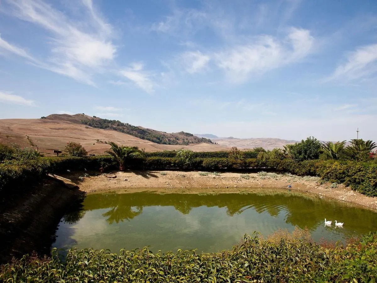 הוילה אליה In The Center Of Sicily בית נופש